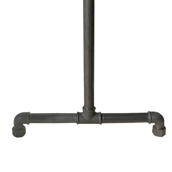 urb.style Zoe freistehender Kleiderständer mit seitlichen Haken. Ansicht Standfuß.