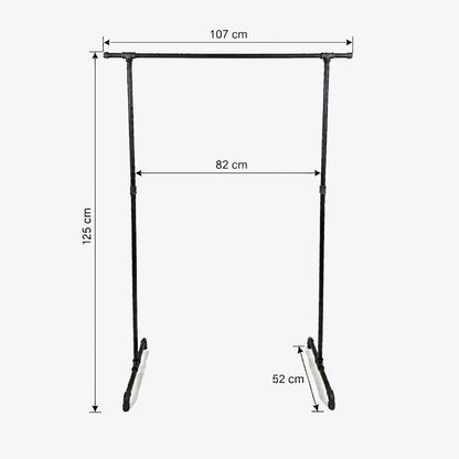 Zoe freistehender Kleiderständer mit seitlichen Haken. Skizze mit Höhe 125cm, Breite 107cm, 82cm zwischen den Stangen und Tiefe 52cm.