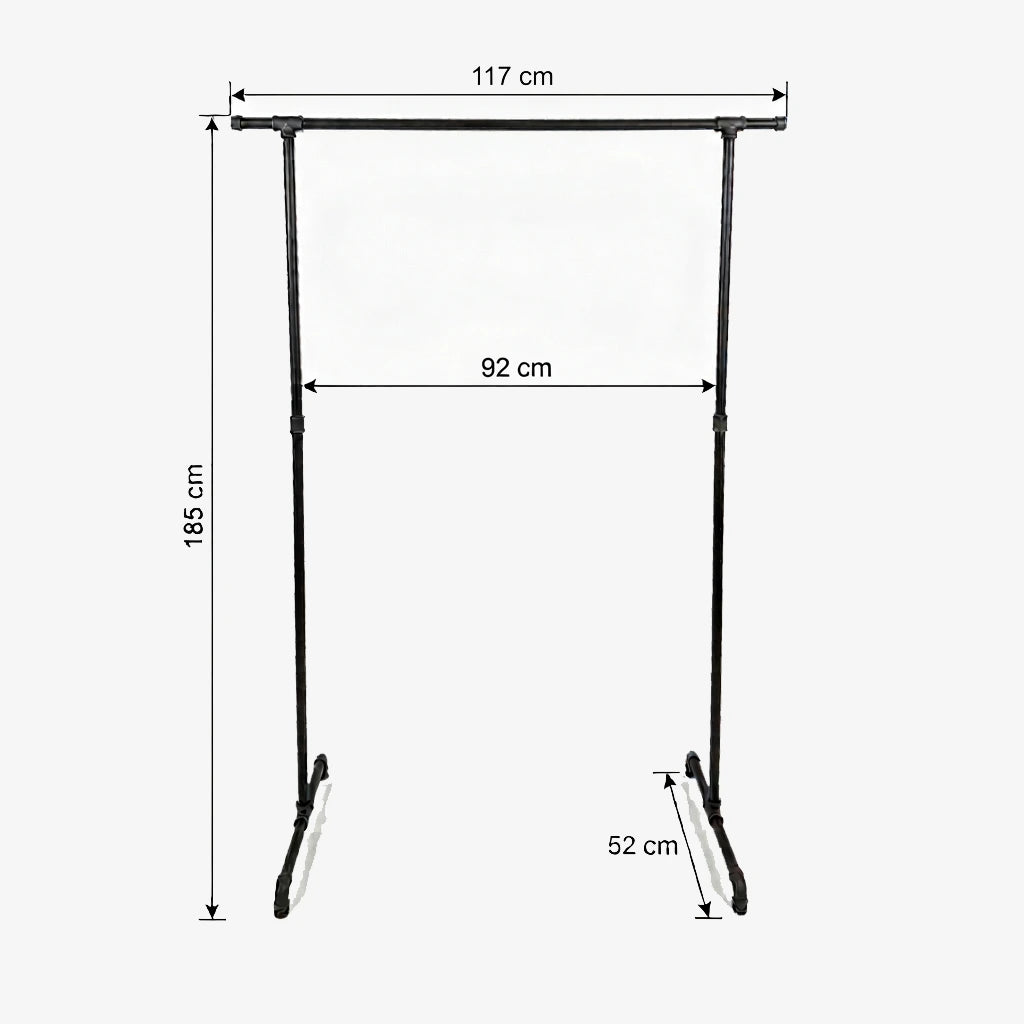 Zoe freistehender Kleiderständer mit seitlichen Haken. Skizze mit Höhe 185cm, Breite 117cm, 92cm zwischen den Stangen und Tiefe 52cm.